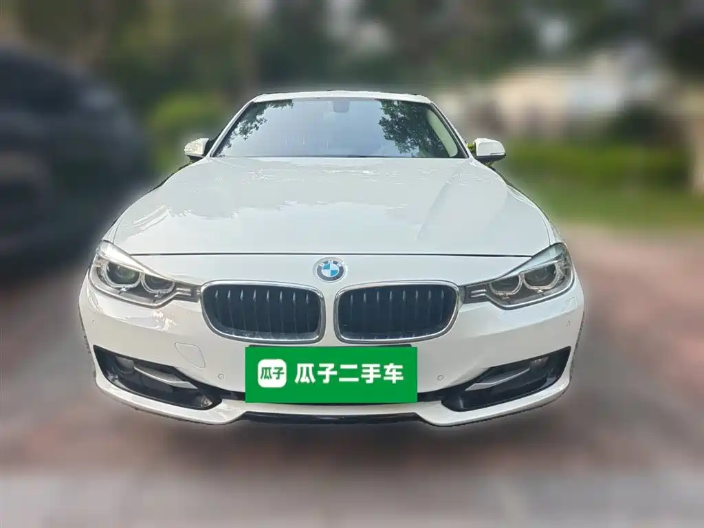 BMW 3 Series 2015 320i Sport Design Package фото 3