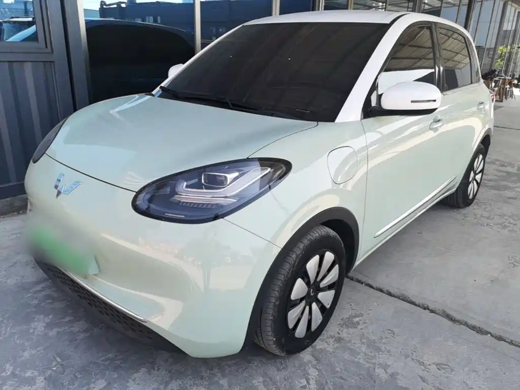 Similar car