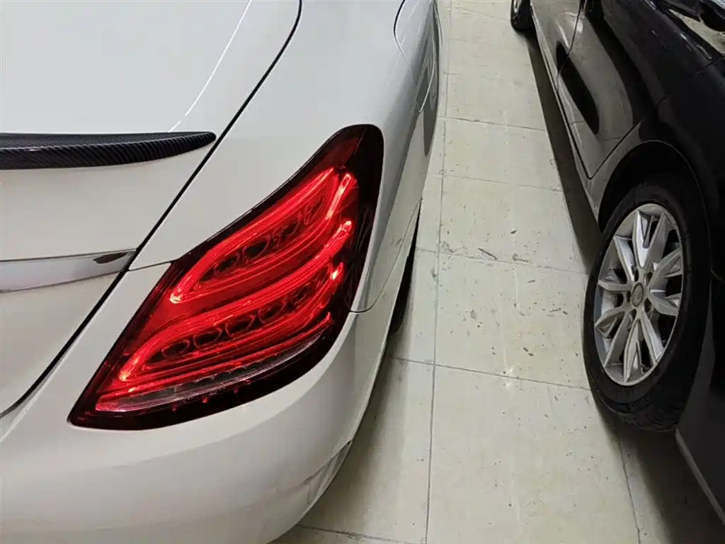 Mercedes-Benz C-Class 2017 C 200 Sport фото 8