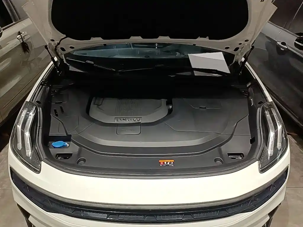 Lynk & Co 06 2020 1.5T Power Pro фото 20