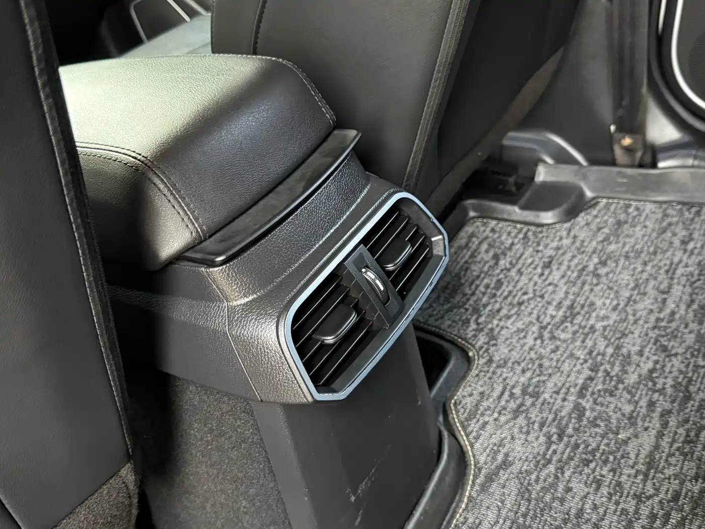 Haval H6 2018 Blue Label Sport 1.5T Automatic 2WD Elite фото 8