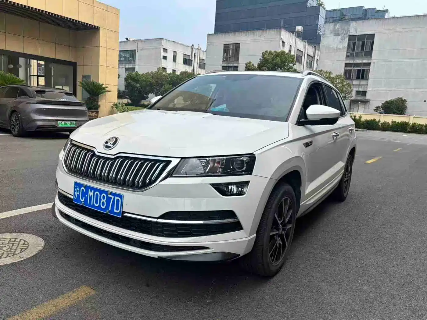 Škoda Karoq 2023 TSI280 Premium Edition