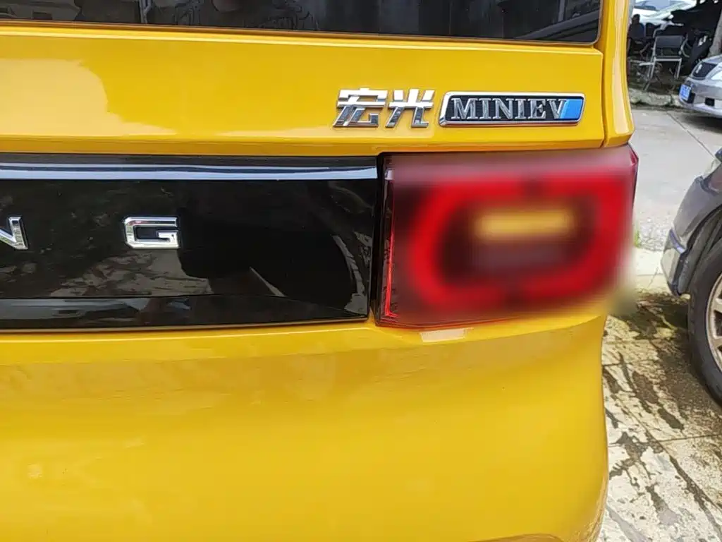 Фото 8 - Wuling Motors Hongguang MINIEV