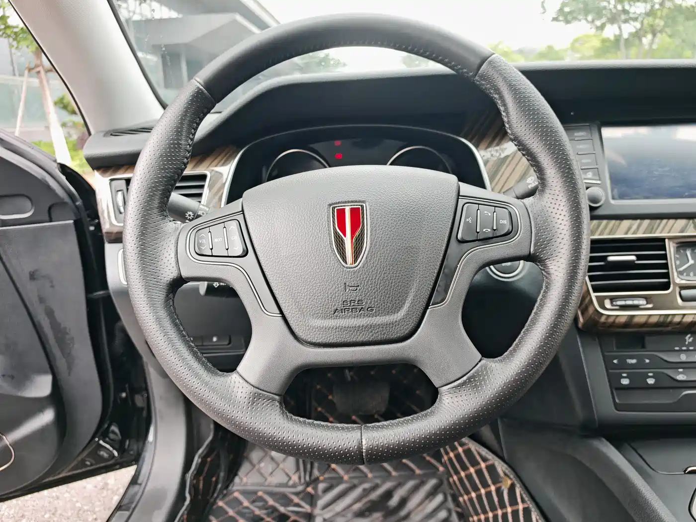 Hongqi H7 2021 1.8T Comfort Edition фото 6