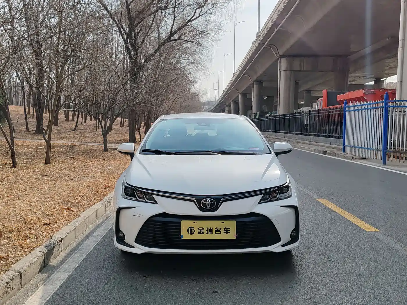 Toyota Corolla 2023 1.2T Pioneer Edition фото 2