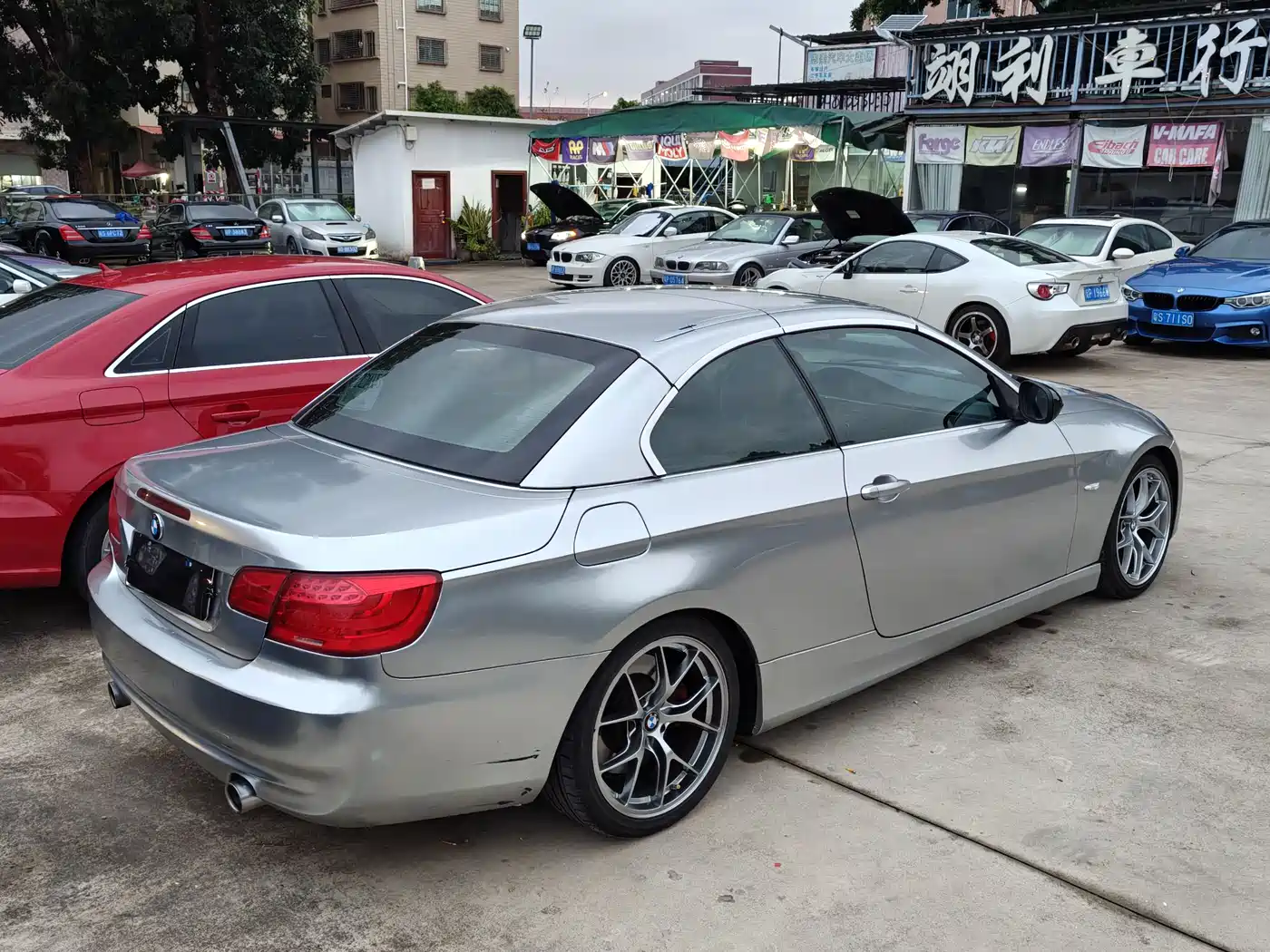 BMW 3 Series (Import) 2011 335i Convertible Coupe фото 27