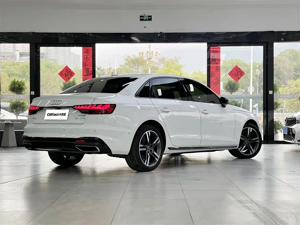 Audi A4L 2022 40 TFSI Luxury Dynamic фото 6