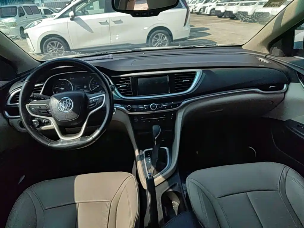 Фото 10 - Buick Excelle