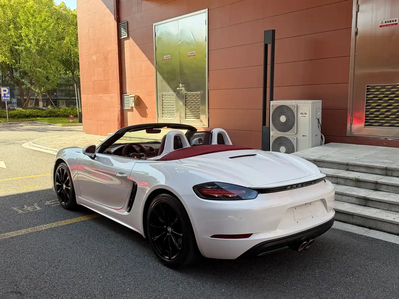 Porsche 718 2018 Boxster 2.0T фото 19