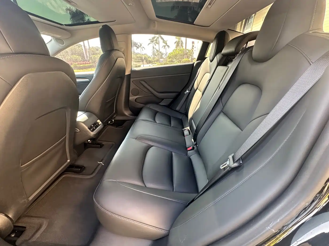 Фото 5 - Tesla Model 3