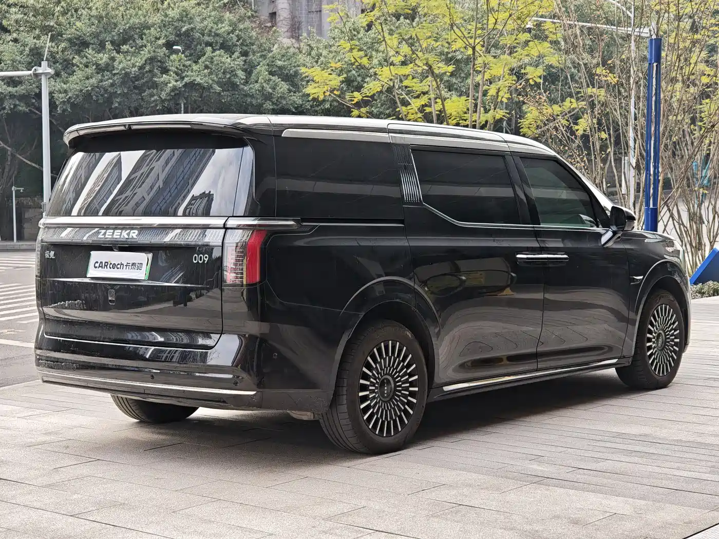 ZEEKR EXTREME KRYPTON 009