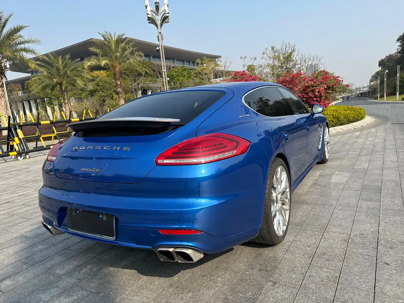 Porsche Panamera 2014 Panamera Executive 3.0T фото 17