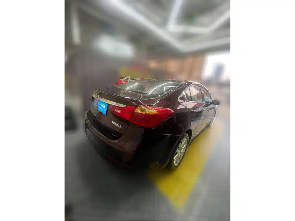 Фото 2 - Kia K3