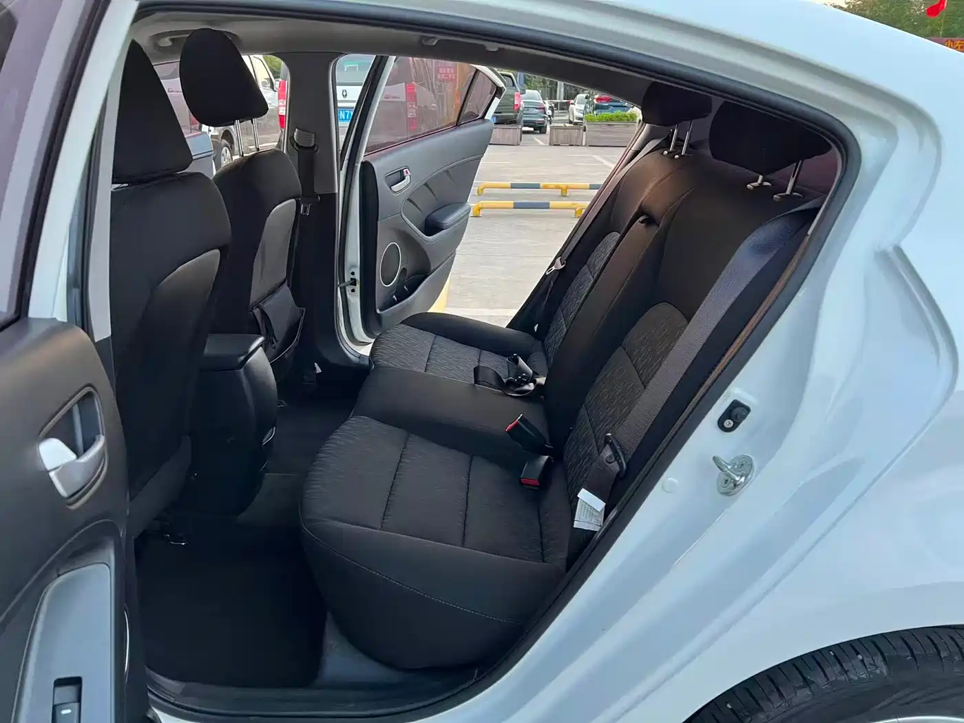 Kia K3 2015 1.6L Manual GLS фото 6
