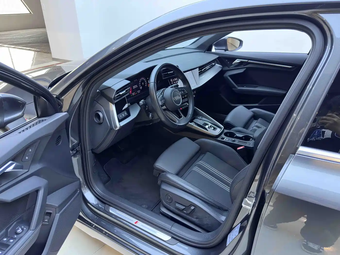 Audi A3 2023 Facelift A3L Limousine 35 TFSI Fashion Sport фото 10