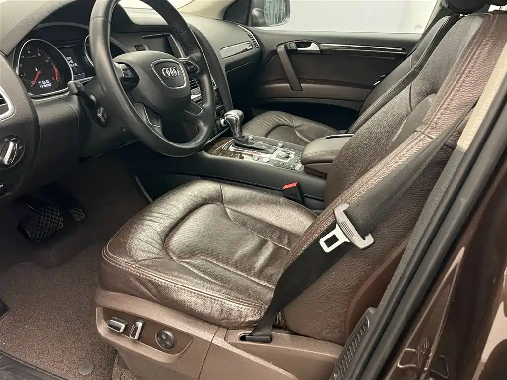 Audi Q7 2014 35 TFSI Progressive фото 10
