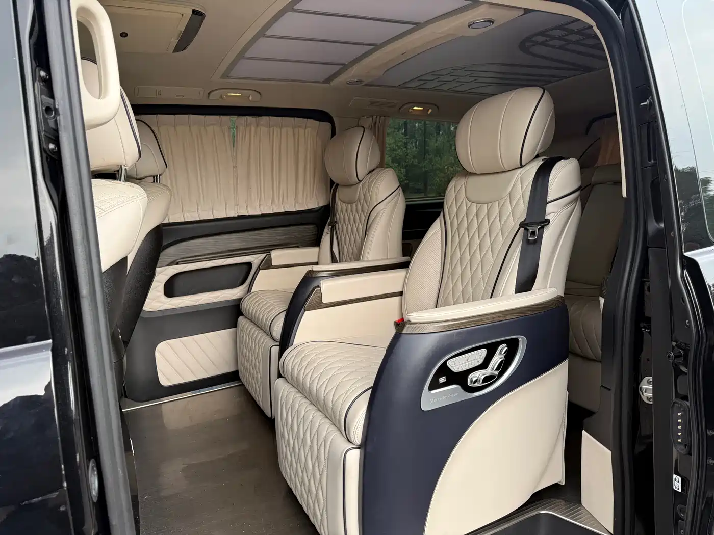 Mercedes-Benz Vito 2020 2.0T Business Edition (8-seater) фото 6