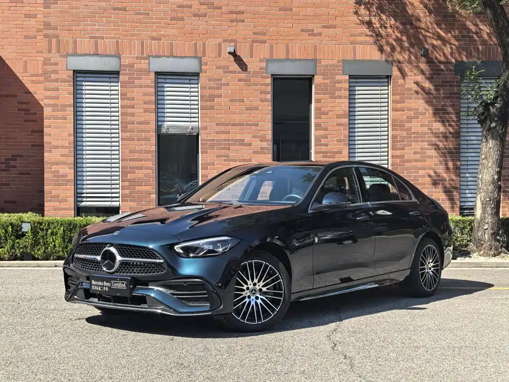 Фото 1 - Mercedes-Benz C-Class