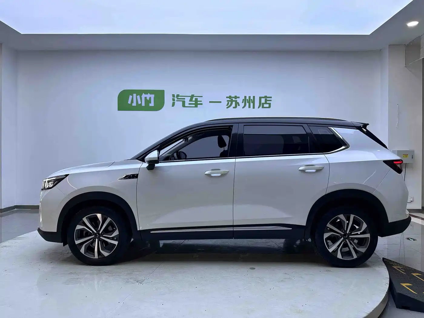 Wuling Motors Wuling Xingchen 2022 2021 1.5T CVT Stellar Edition