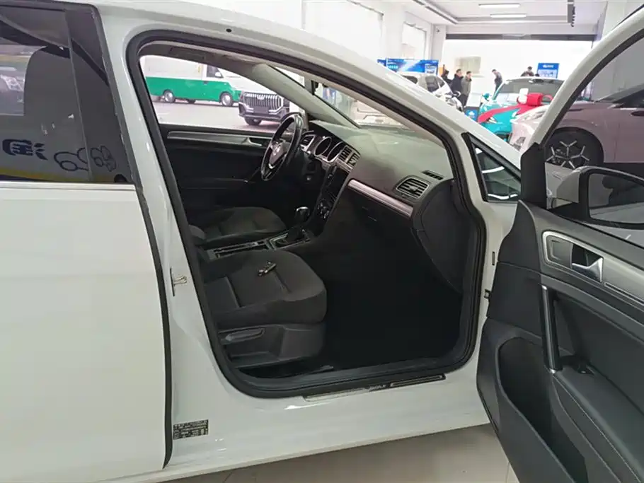 Volkswagen Golf 2019 280TSI DSG Comfort (China V) фото 8