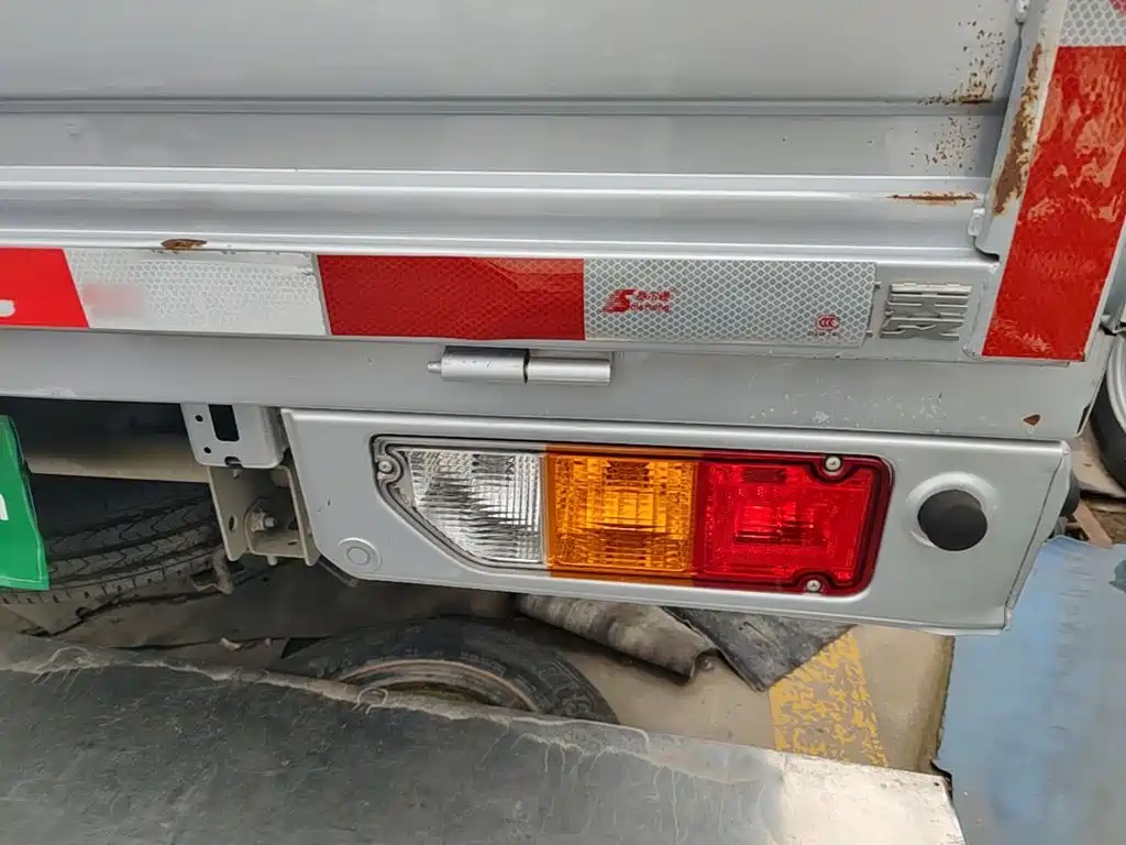 Wuling Motors Wuling Longka 2024 2023 2.0L Basic Model