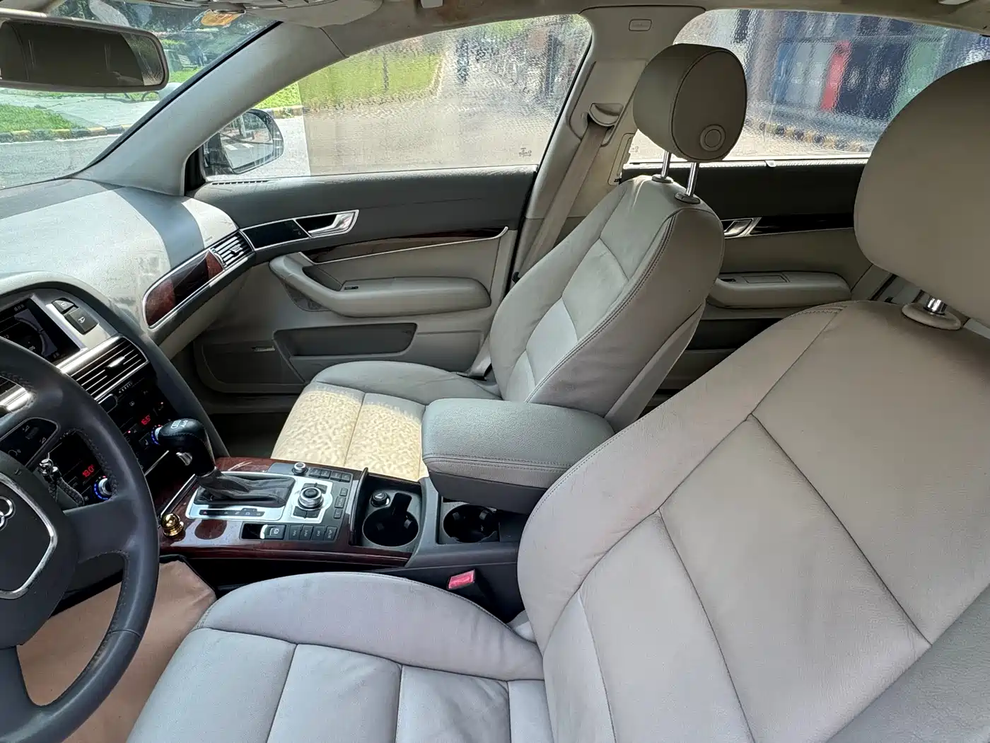 Audi A6L 2011 2.7 TDI Comfort фото 8