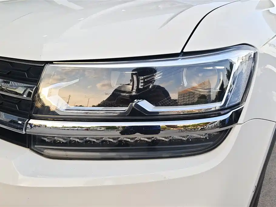 Volkswagen Tharu 2020 Model 280TSI 2WD Luxury Plus China VI фото 5