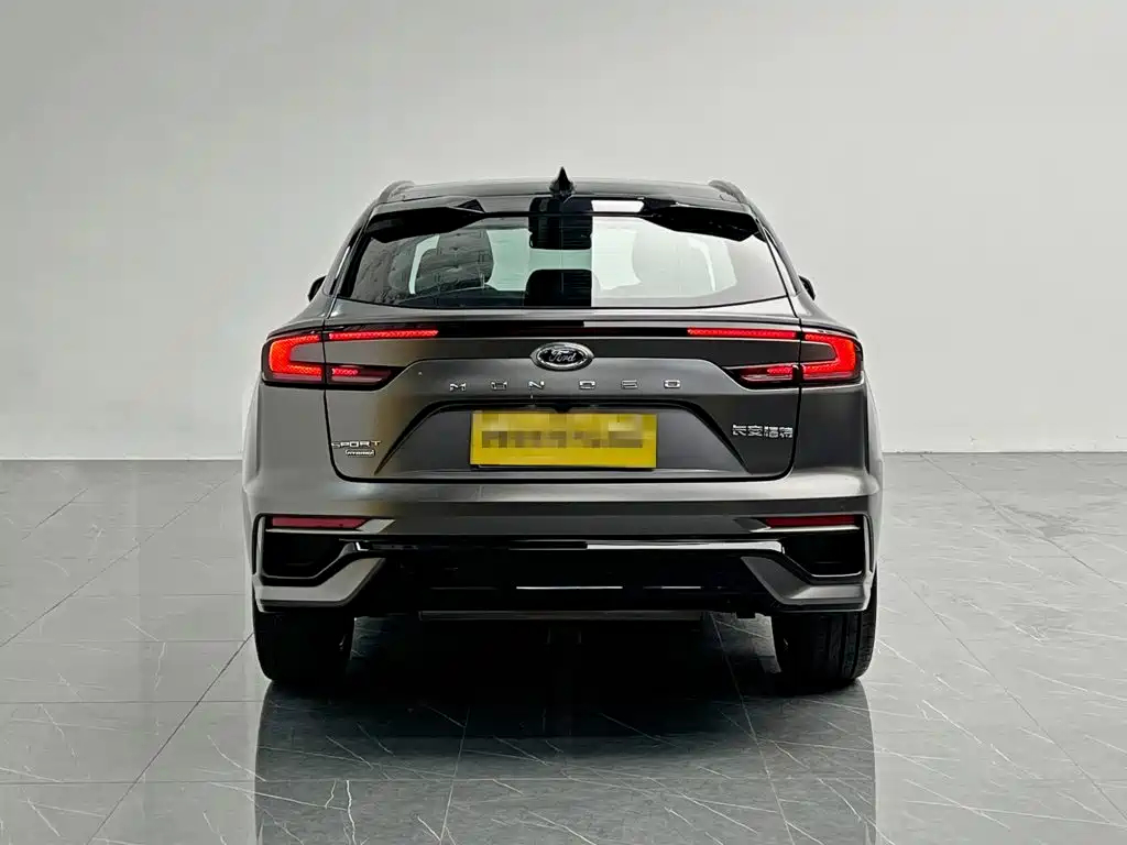 Фото 5 - Ford Mondeo
