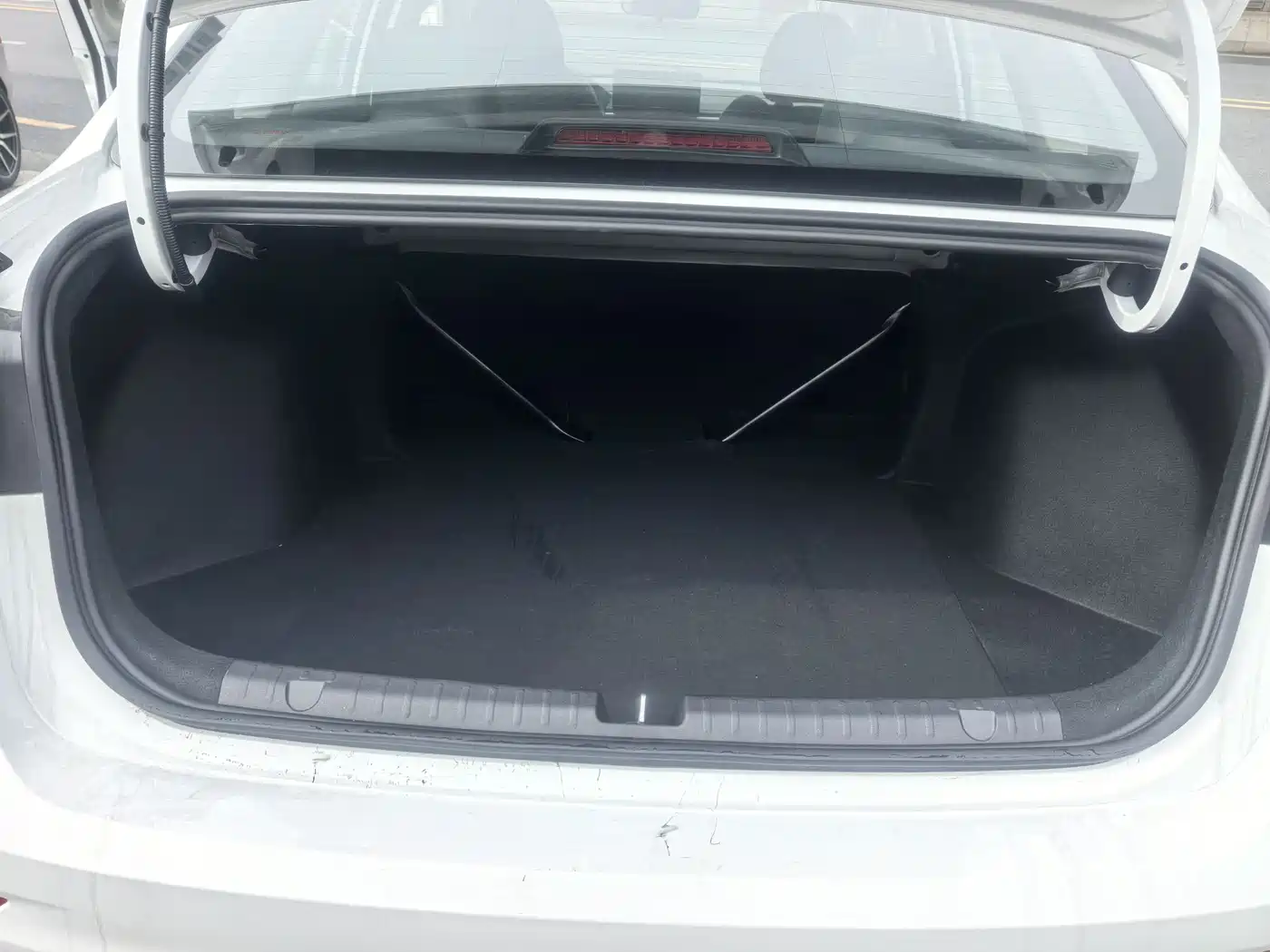 GEELY AUTOMOBILE EMGRAND