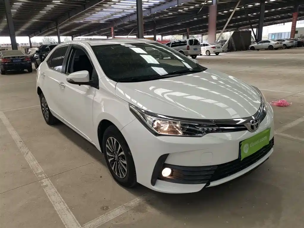 Toyota Corolla 2017 Facelift 1.2T S-CVT GL-i фото 4
