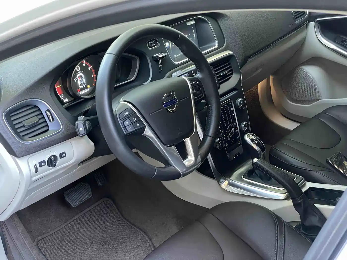 Volvo V40 2016 2016 T3 Comfort Edition