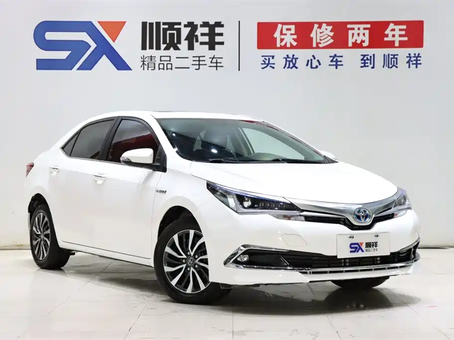 Toyota Corolla 2017 Facelift Hybrid 1.8L E-CVT Leading Edition фото 3