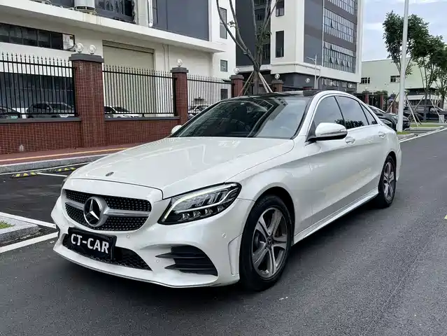 Mercedes-Benz C-Class 2019