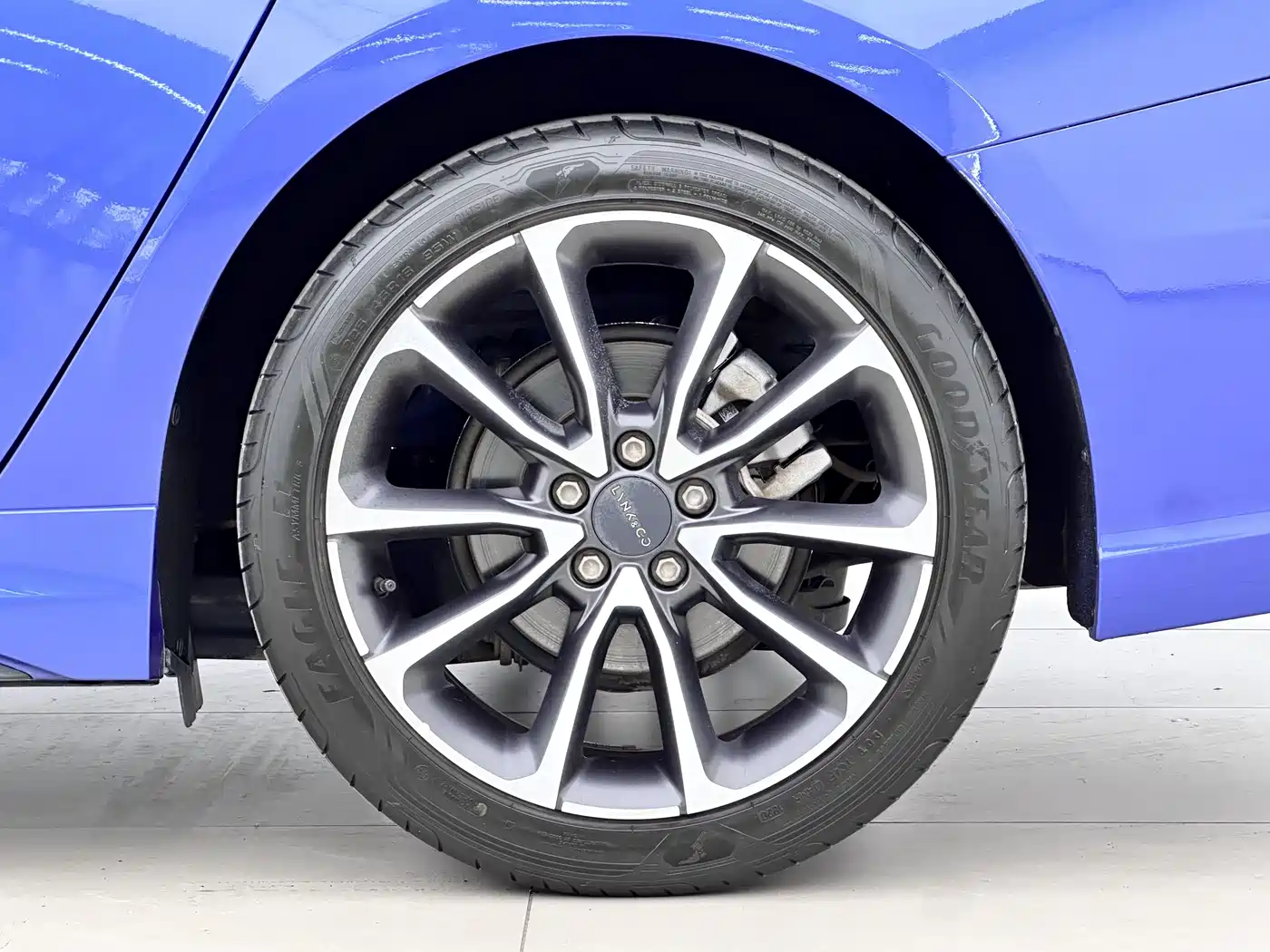 Lynk & Co 03 2020 2.0TD Auto Power Pro Edition фото 7