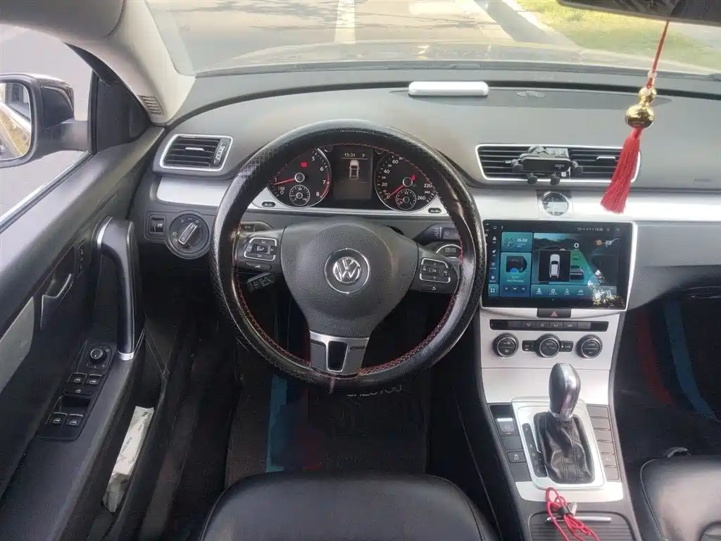 Volkswagen Magotan 2016 1.8TSI Smart Leading фото 3