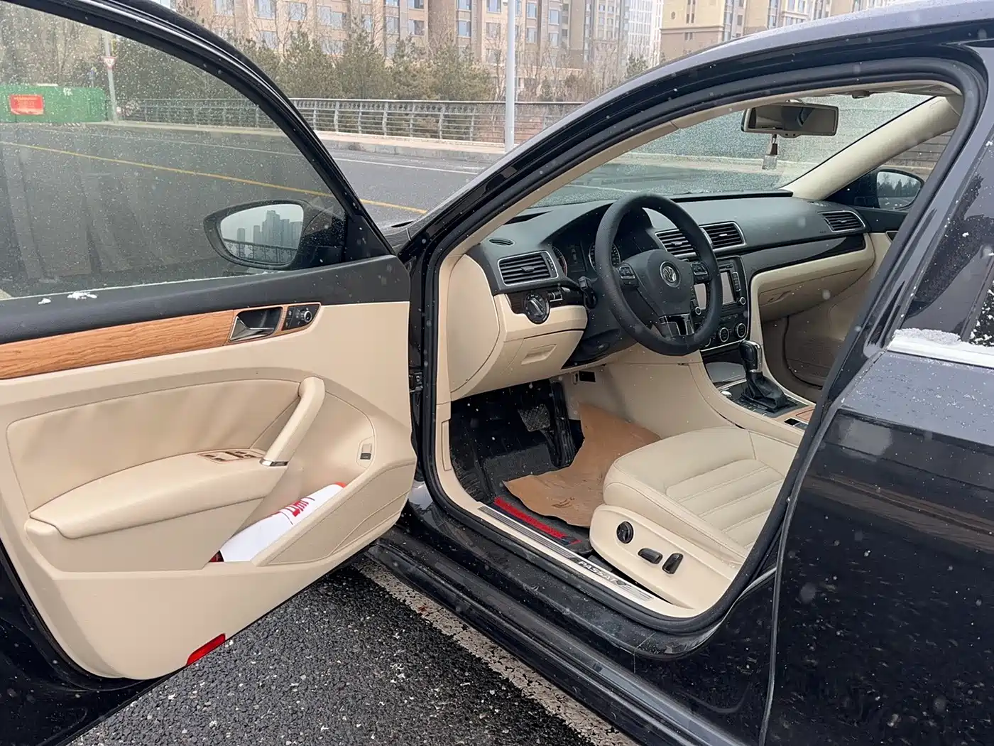 Volkswagen Passat 2014 1.8TSI DSG Executive Edition фото 9