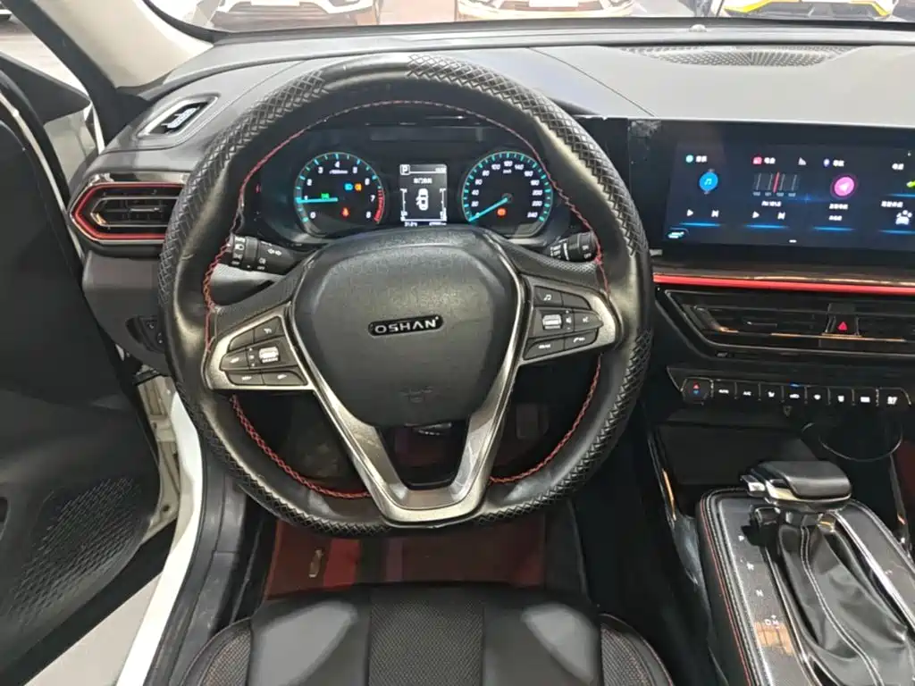 Changan Oshan Changan Oushang X5 2021 2021 1.5T DCT Luxury