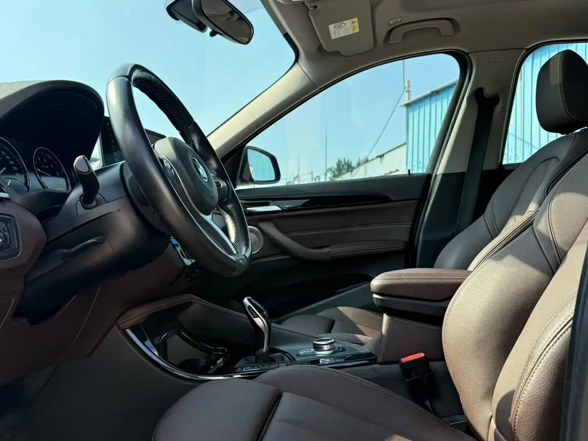 Фото 4 - BMW X1