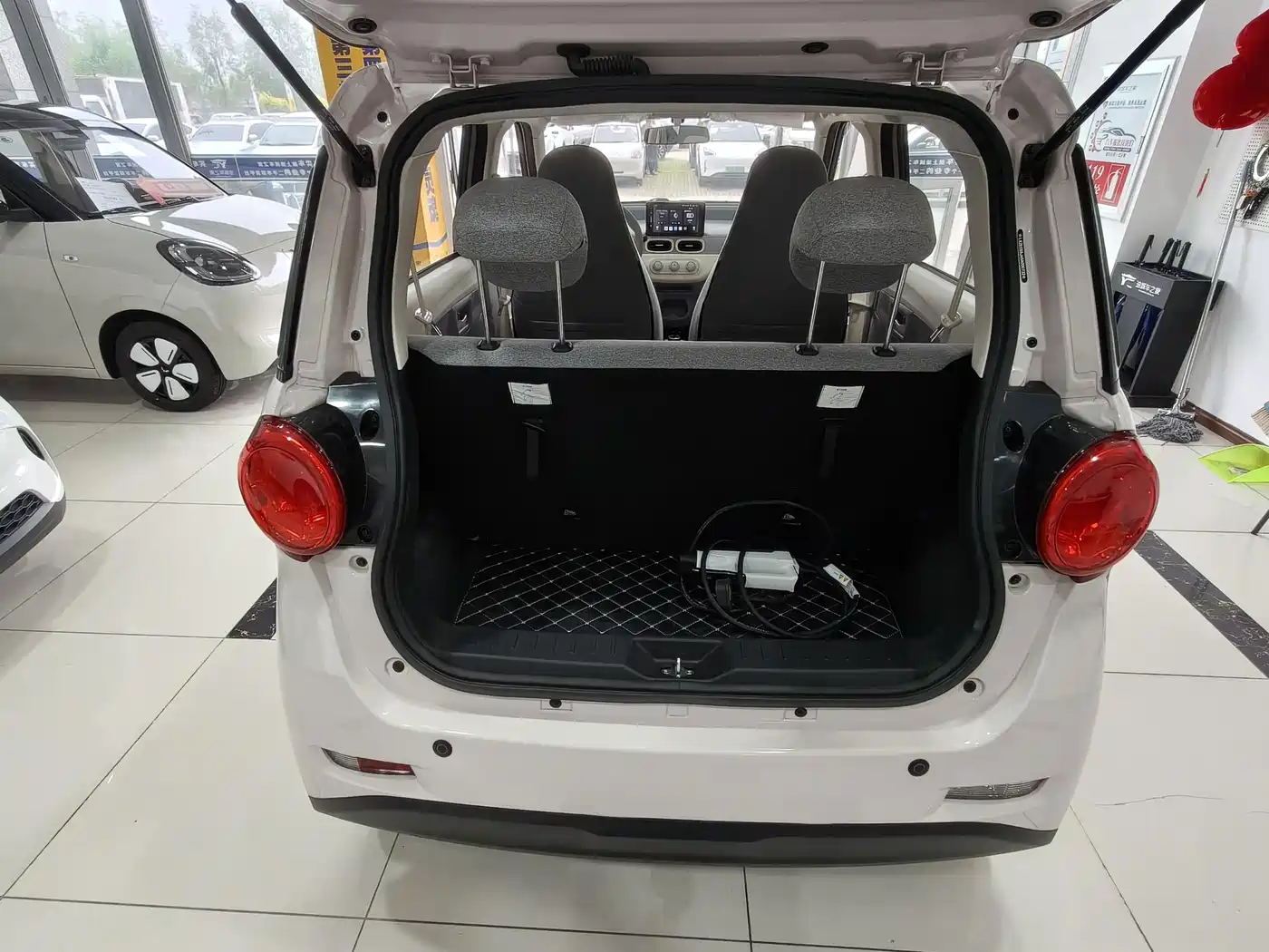Lingbao Auto Lingbox BOX 2025 2025 140km Lime Edition