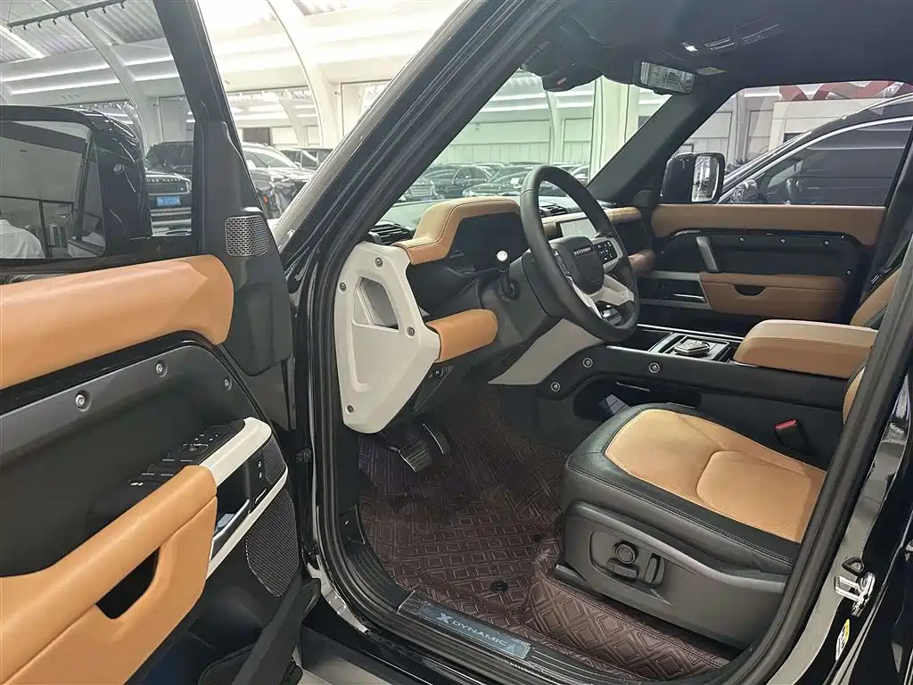 Land Rover Defender 2024 110 3.0T P400 X-DYNAMIC HSE фото 8