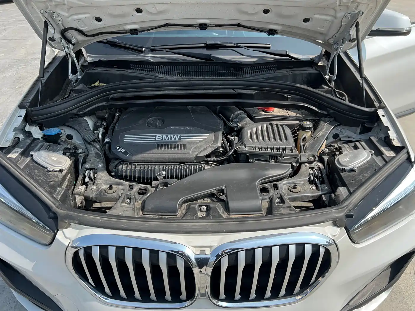 BMW X1 2022 sDrive25Li Leading фото 18