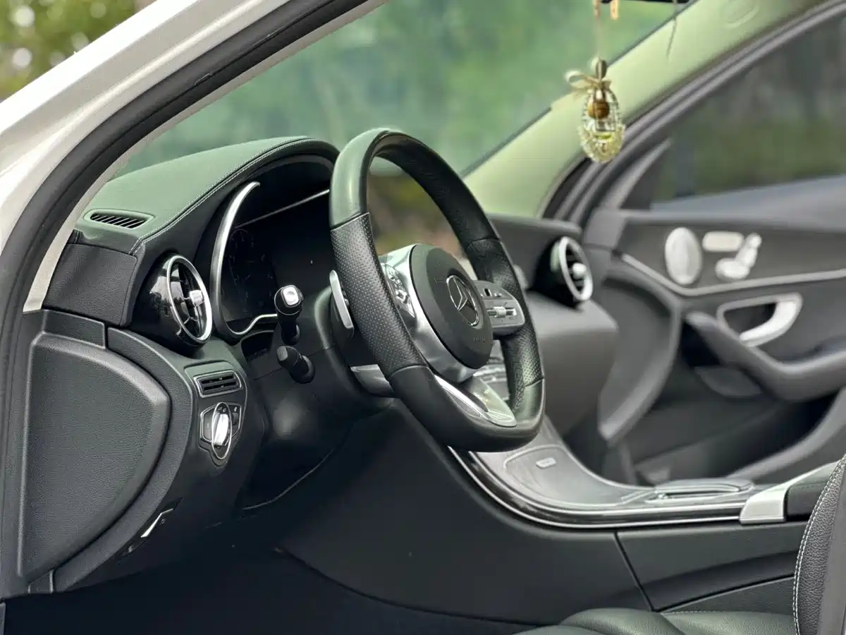 Mercedes-Benz C-Class 2021 C 260 L Sport Starry Exclusive Edition фото 9