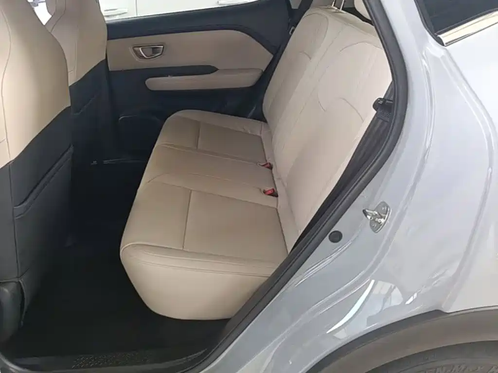 Фото 17 - Wuling Motors Wuling Binguo PLUS