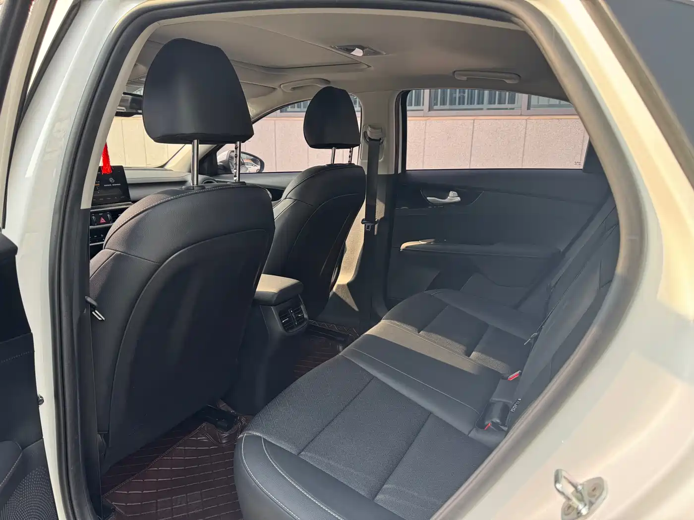 Kia K3 2021 1.5L CVT Fashion Edition фото 4