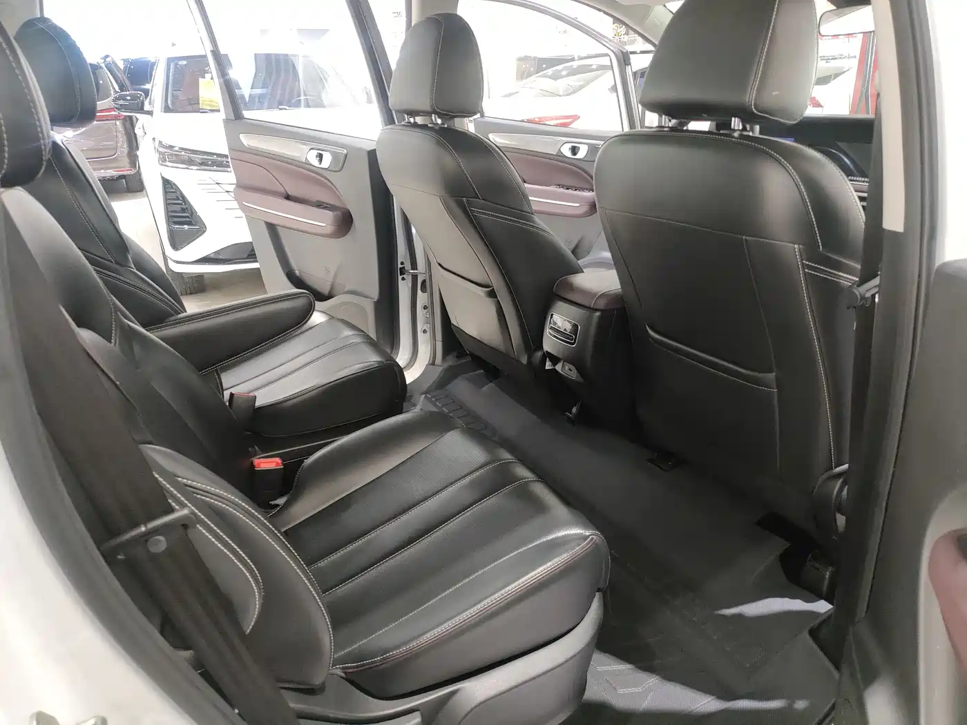 GAC Trumpchi Trumpchi M6 2023 PRO 270T DCT Premium Edition фото 10