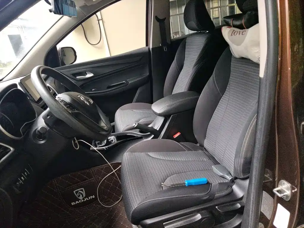 Baojun 730 2020 2019 1.5L Manual Fashion Edition 7-Seater China VI