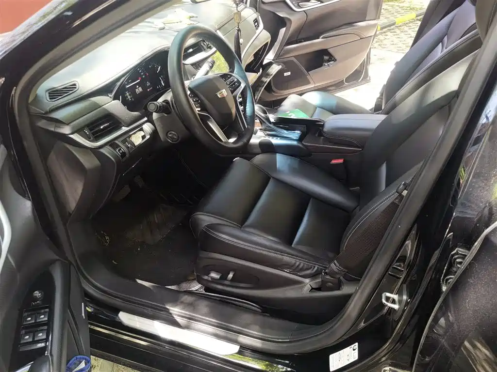 Cadillac XTS 2018 28T Technology фото 12