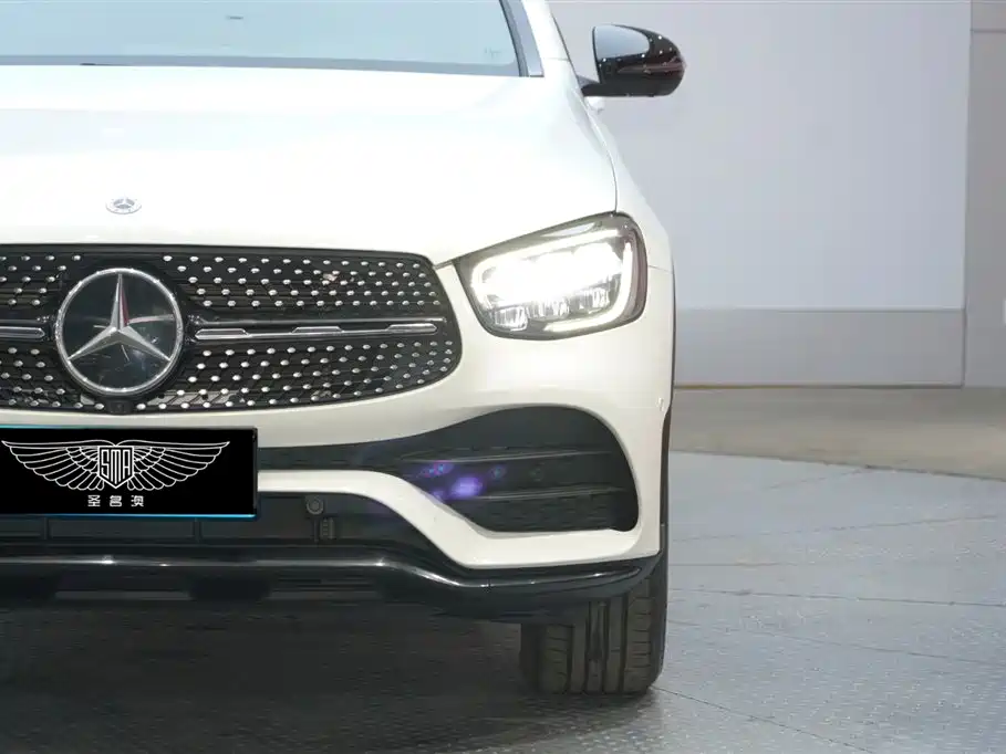 Mercedes-Benz GLC Coupe 2022 Facelift GLC 260 4MATIC Coupe SUV фото 4