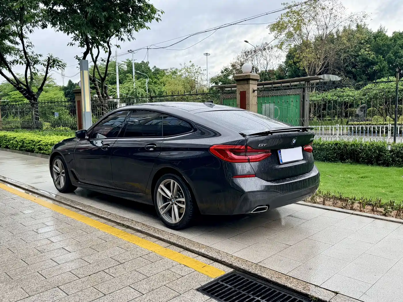 BMW 6 Series GT 2020 630i M Sport Package фото 4
