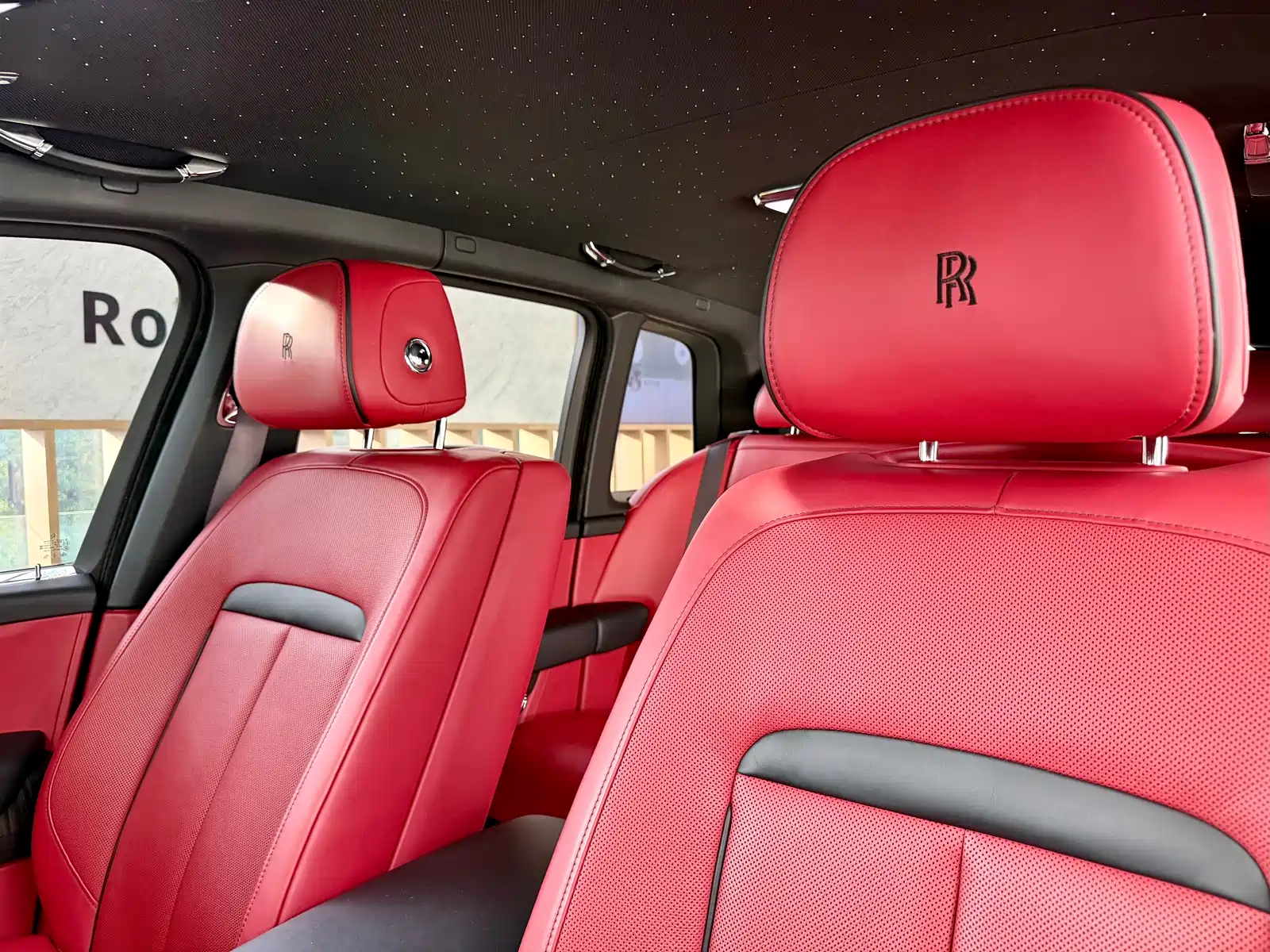 Фото 9 - Rolls-Royce Cullinan